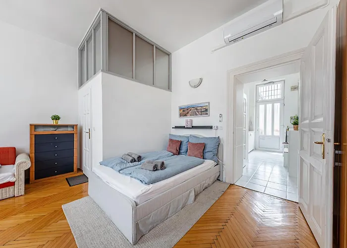 Urban Charm Ac And Bathtub شقة بودابست